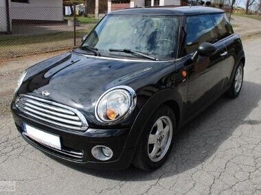 Czarny Używany 2009 Mini ONE Hatchback | 18 900 zł (Uczciwa cena) - Obraz 1/4