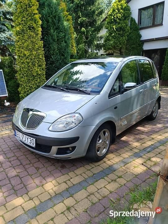 Używany 2005 Lancia Musa Minivan | 10 000 zł - Obraz 1/4