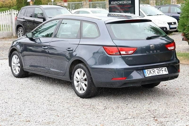 Używany Seat Leon 131 KM (96 kW) 2018 Szary (metalik) Kombi
