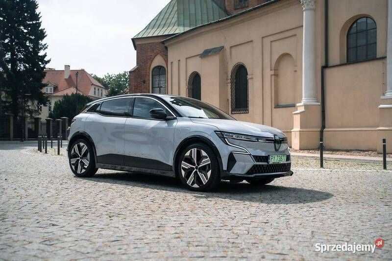 Używany 2023 Renault Mégane Iconic Sedan/Limuzyna | 118 922 zł - Obraz 1/4