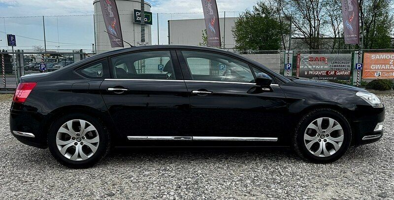 Używany Citroën C5 140 KM (102 kW) 2010 Czarny (metalik) Sedan/Limuzyna