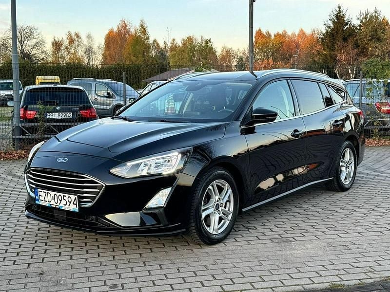 Czarny (metalik) Używany 2020 Ford Focus Kombi | 56 900 zł (Uczciwa cena) - Obraz 1/4