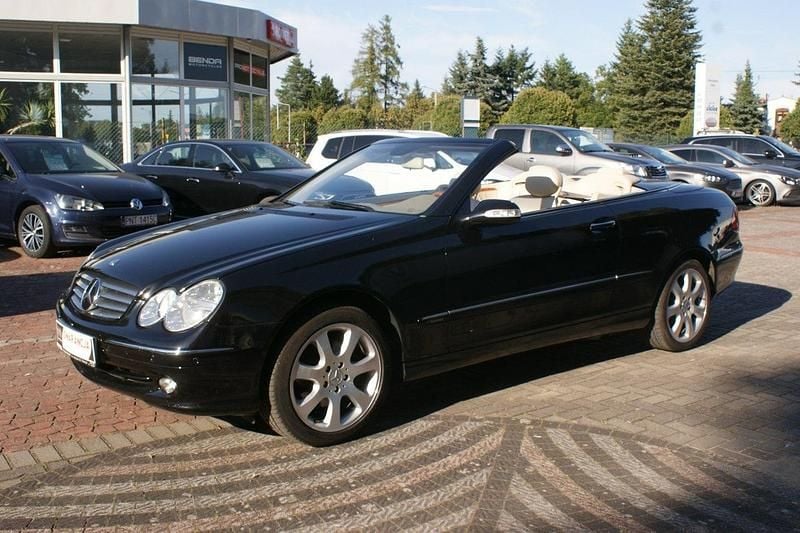 Używany Mercedes CLK320 218 KM (160 kW) 2005 Czarny (metalik) Kabriolet