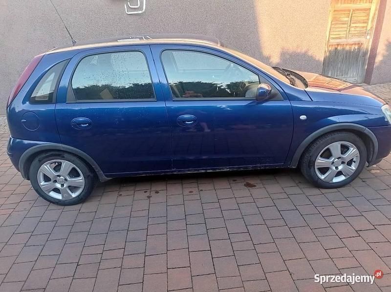 Używany Opel Corsa 2004 Sedan/Limuzyna