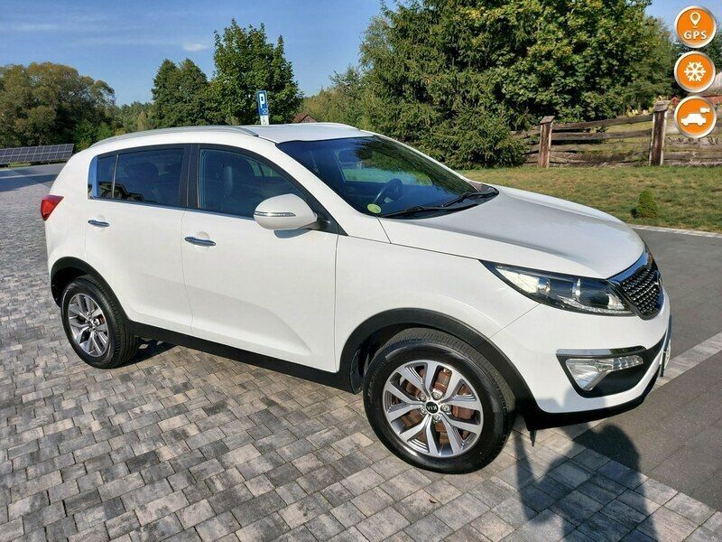 Biały Używany 2014 Kia Sportage 2 SUV | 50 900 zł (Uczciwa cena) - Obraz 1/4