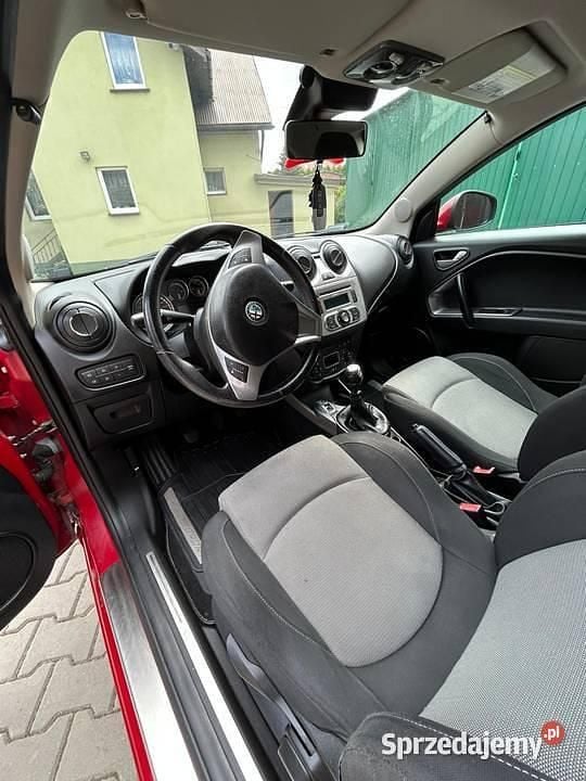 Wiśniowy Używany 2009 Alfa Romeo MiTo Hatchback | 12 300 zł (Uczciwa cena) - Obraz 1/4