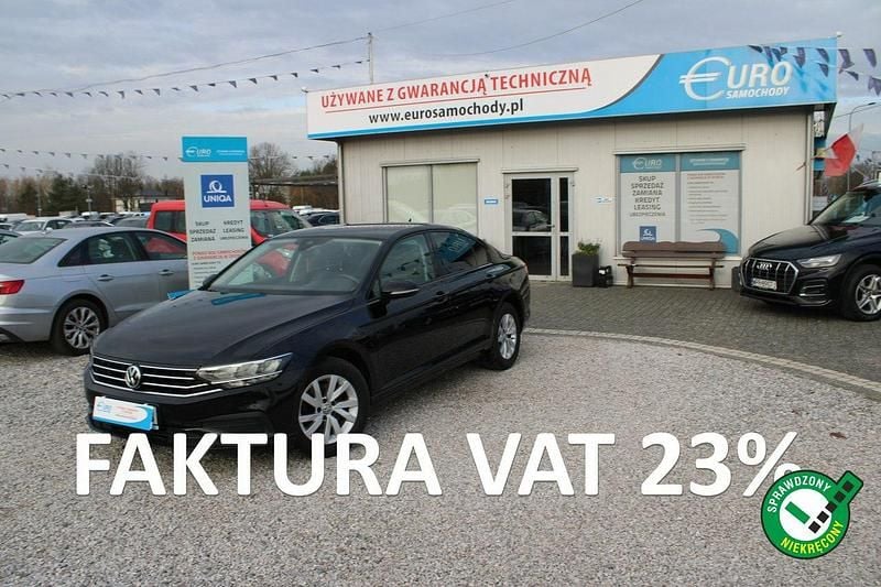 Czarny Używany 2020 VW Passat Business Sedan/Limuzyna | 63 900 zł (Dobra cena) - Obraz 1/4
