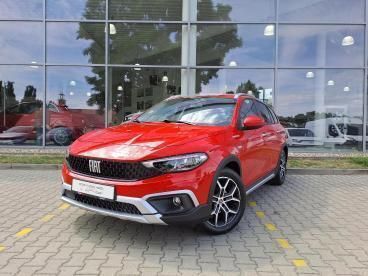 Używany Fiat Tipo 130 KM (95 kW) 2024 Czerwony