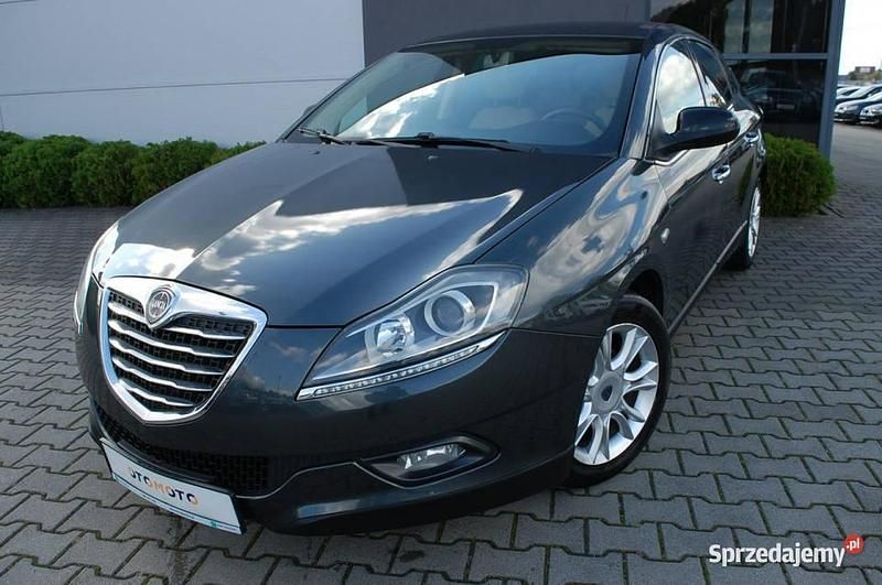 Grafitowy Używany 2012 Lancia Delta Hatchback | 17 900 zł (Uczciwa cena) - Obraz 1/4