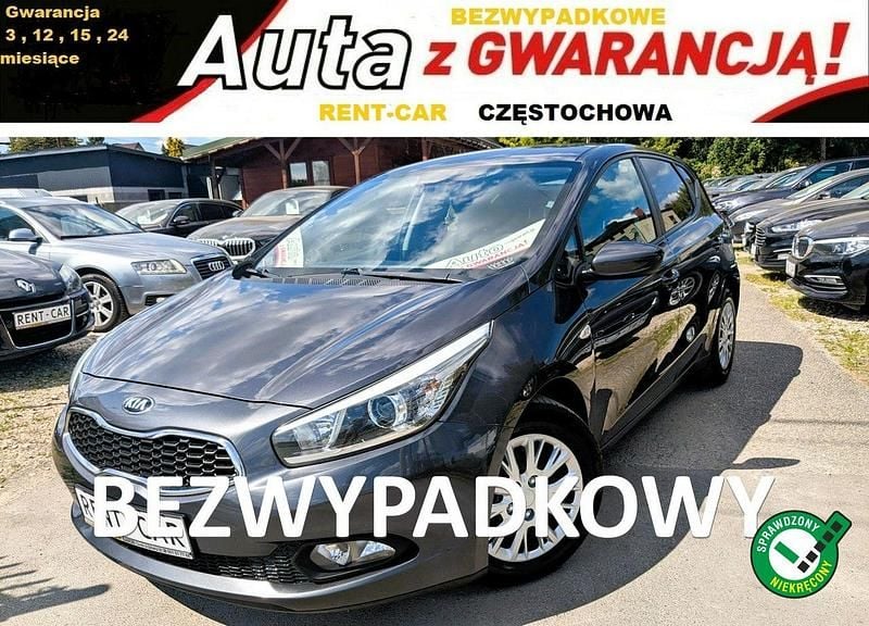 Szary (metalik) Używany 2015 Kia Ceed 2 Hatchback | 28 900 zł (Dobra cena) - Obraz 1/4