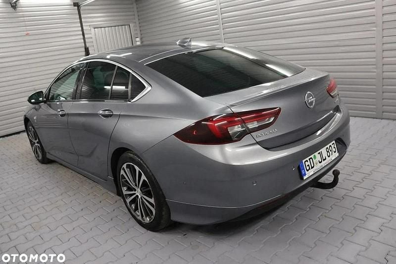 Używany Opel Insignia 165 KM (121 kW) 2018 Szary (metalik) Sedan/Limuzyna