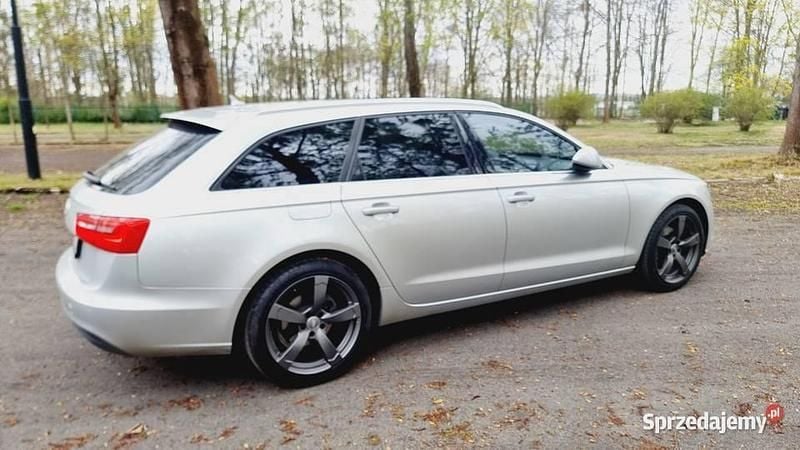 Srebrny Używany 2013 Audi A6 Kabriolet | 39 000 zł (Uczciwa cena) - Obraz 1/4