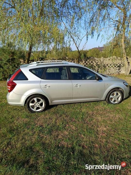 Używany 2010 Kia Ceed Sedan/Limuzyna | 14 500 zł (Uczciwa cena) - Obraz 1/4