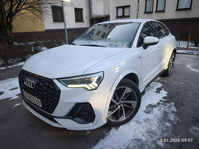 Używany Audi Q3 Sportback 150 KM (110 kW) 2021 Biały SUV