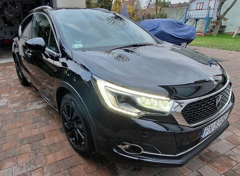 Używany Citroën DS4 2016 Czarny Hatchback