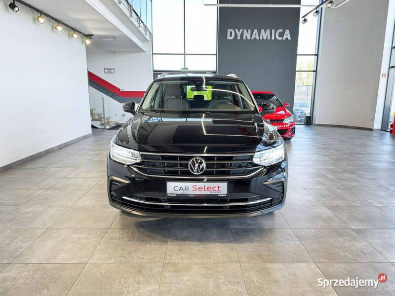 Czarny Używany 2021 VW Tiguan R SUV | 113 500 zł (Uczciwa cena) - Obraz 1/3