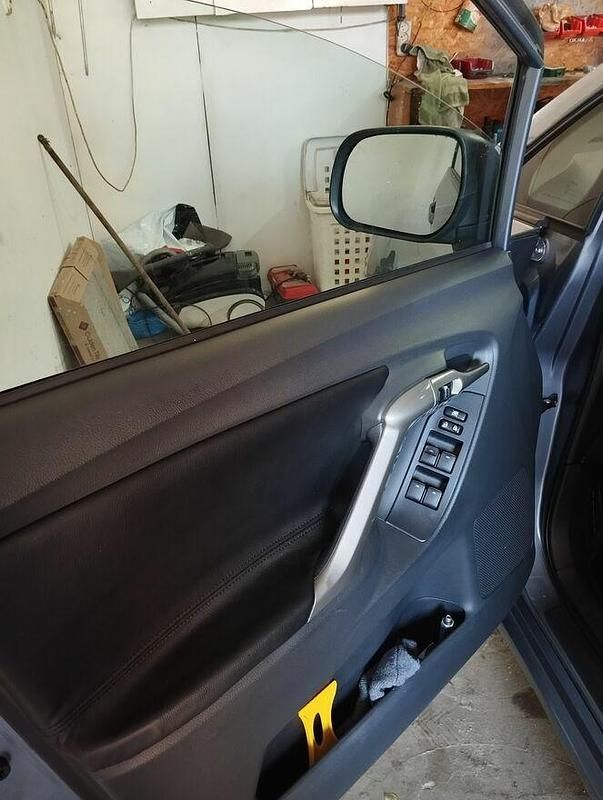 Używany Toyota Verso 147 KM (108 kW) 2009 Inny kolor Minivan