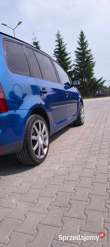 Używany 2007 VW Touran Minivan | 13 500 zł (Uczciwa cena) - Obraz 1/4