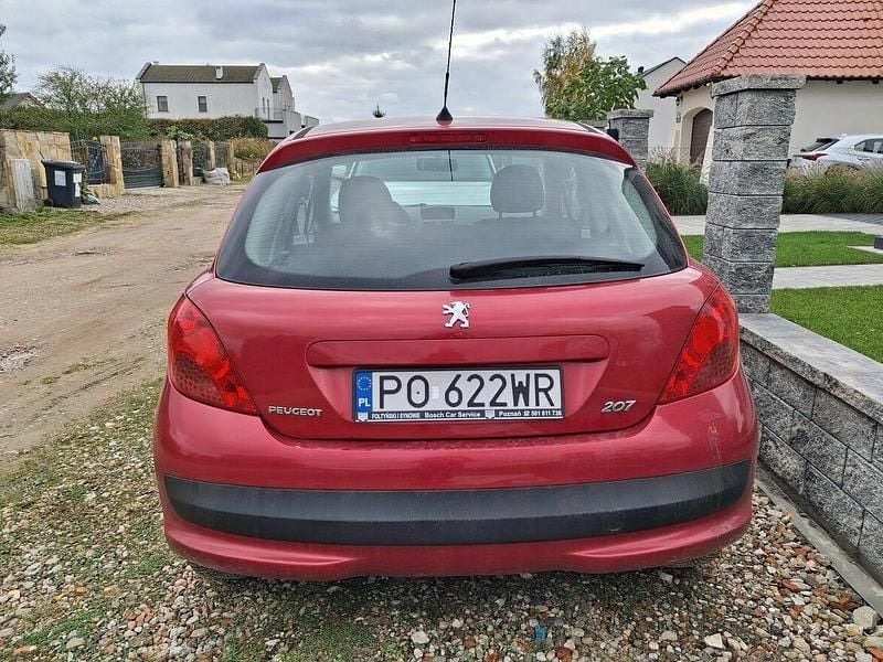 Używany Peugeot 207 88 KM (64 kW) 2006 Brązowobeżowy Hatchback