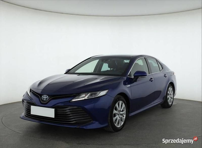Używany Toyota Camry 2020 Niebieski Sedan/Limuzyna