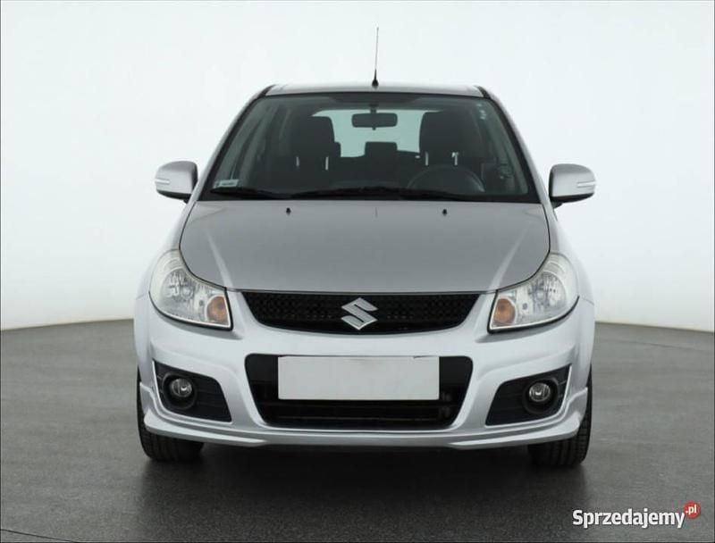Srebrny Używany 2013 Suzuki SX4 Hatchback | 24 999 zł (Dobra cena) - Obraz 1/4