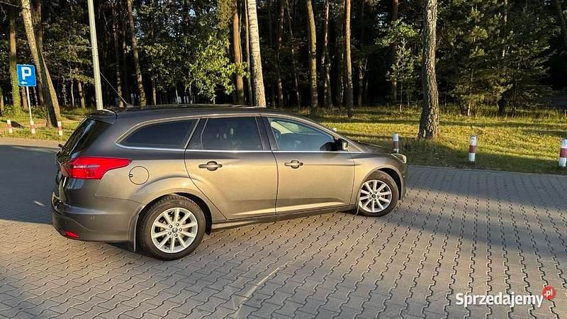 Używany 2016 Ford Focus Titanium | 28 500 zł (Uczciwa cena) - Obraz 1/4
