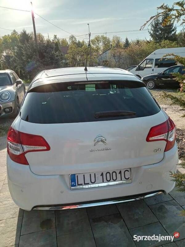 Biały Używany 2010 Citroën C4 Hatchback | 21 900 zł - Obraz 1/4