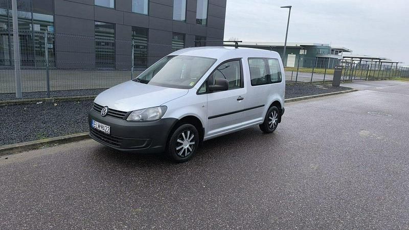 Srebrny Używany 2011 VW Caddy Minivan | 15 900 zł (Uczciwa cena) - Obraz 1/4