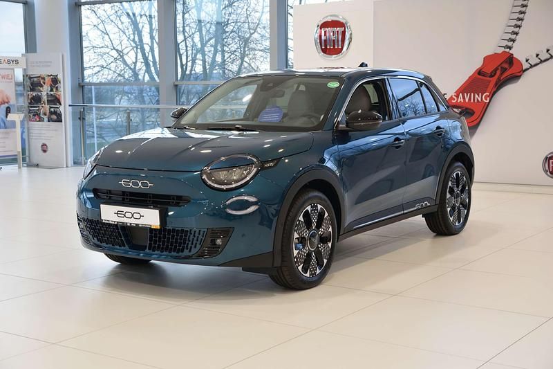 Lakier metalizowany zielony mare Nowe 2025 Fiat 600E La Prima Hatchback | 145 900 zł - Obraz 1/4