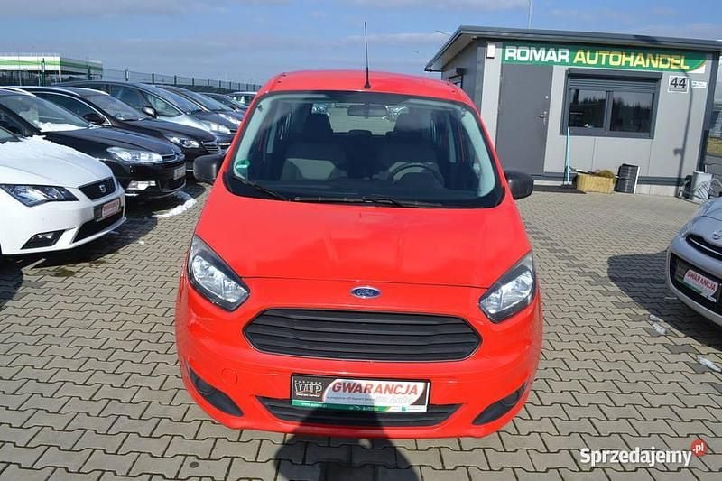 Czerwony Używany 2015 Ford Tourneo Kombi | 26 500 zł - Obraz 1/4