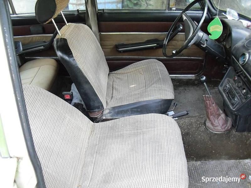 Używany Lada 2106 1979 Beżowy Sedan/Limuzyna