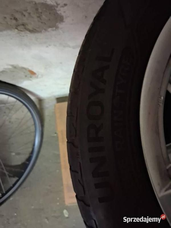 Używany 2003 Volvo S60 Sedan/Limuzyna | 8000 zł (Uczciwa cena) - Obraz 1/4