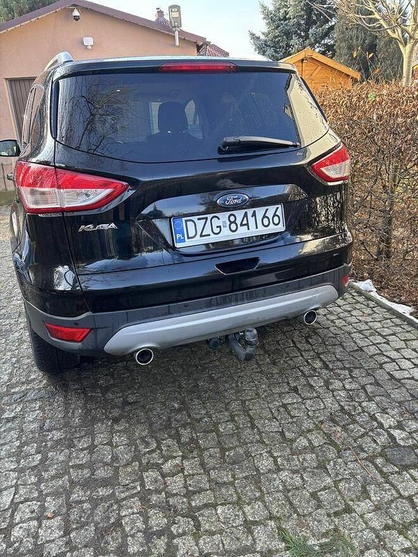 Używany Ford Kuga 2016 Czarny SUV