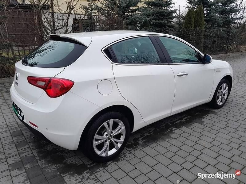 Używany Alfa Romeo Giulietta 105 KM (77 kW) 2011 Hatchback
