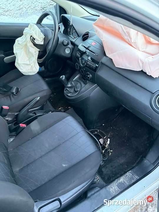 Używany Mazda 2 75 KM (55 kW) 2011 Hatchback