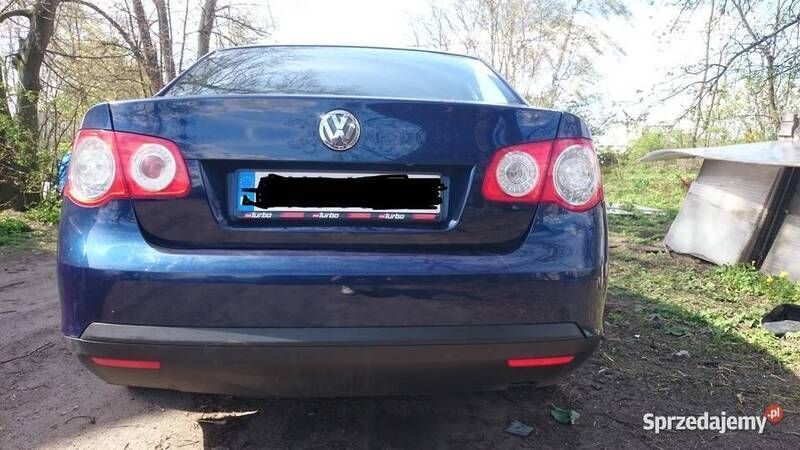 Używany VW Jetta 105 KM (77 kW) 2005 Granatowy Sedan/Limuzyna
