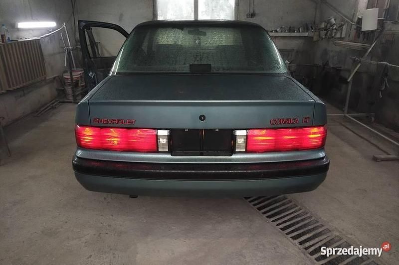 Używany Chevrolet Corsica LT 1990 Zielony Sedan/Limuzyna