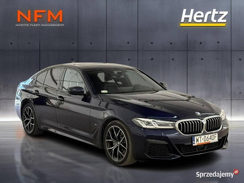 Niebieski Używany 2022 BMW 520 Shadowline Coupe | 162 500 zł (Uczciwa cena) - Obraz 1/3