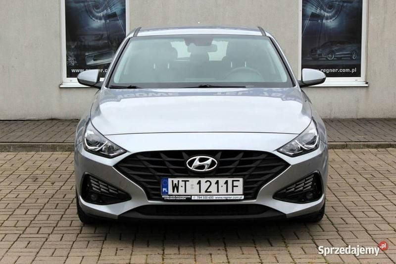 Srebrny Używany 2022 Hyundai i30 Hatchback | 49 900 zł (Dobra cena) - Obraz 1/4