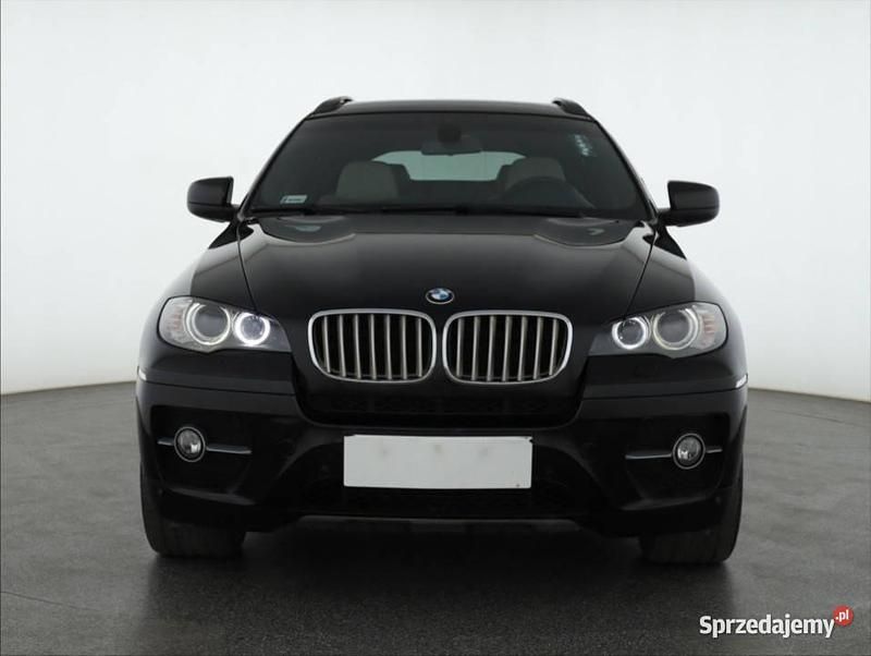 Czarny Używany 2010 BMW X6 SUV | 63 999 zł (Uczciwa cena) - Obraz 1/4