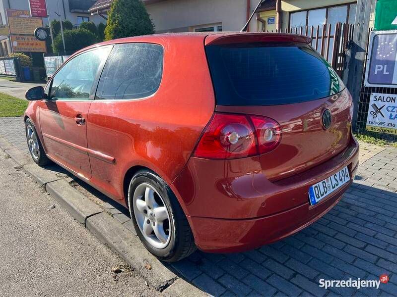 Pomarańczowy Używany 2006 VW Golf V Hatchback | 11 900 zł (Dość drogi) - Obraz 1/4