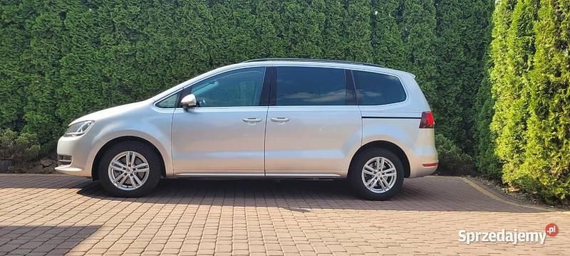 Srebrny Używany 2017 VW Sharan Minivan | 69 900 zł (Uczciwa cena) - Obraz 1/4