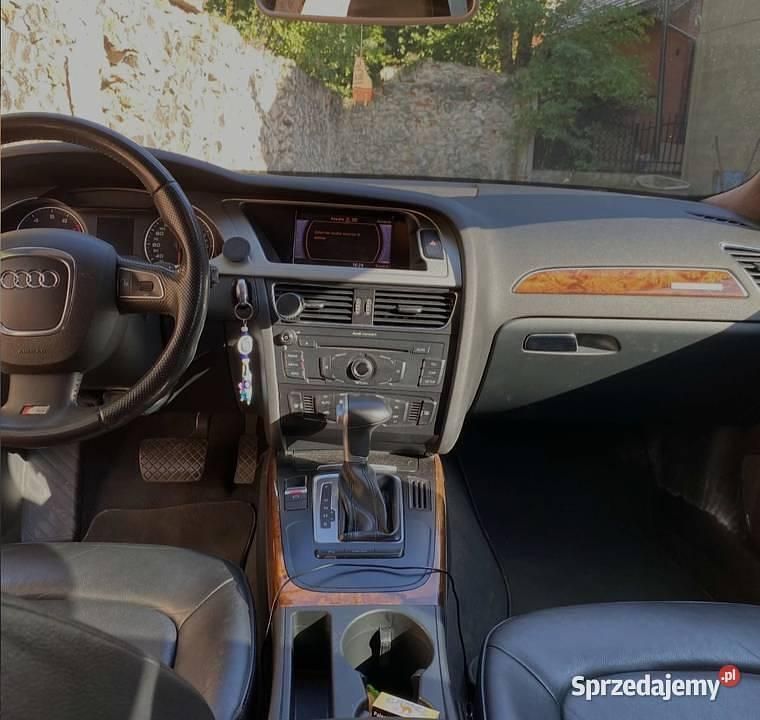 Srebrny Używany 2009 Audi A4 S-Line Kombi | 22 000 zł (Super Cena) - Obraz 1/4