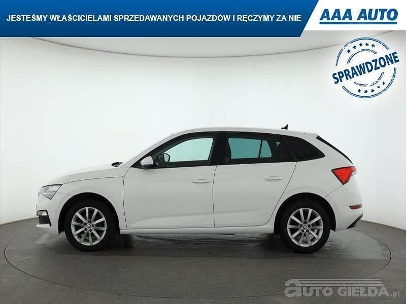 Używany Skoda Scala 2021 Biały Hatchback