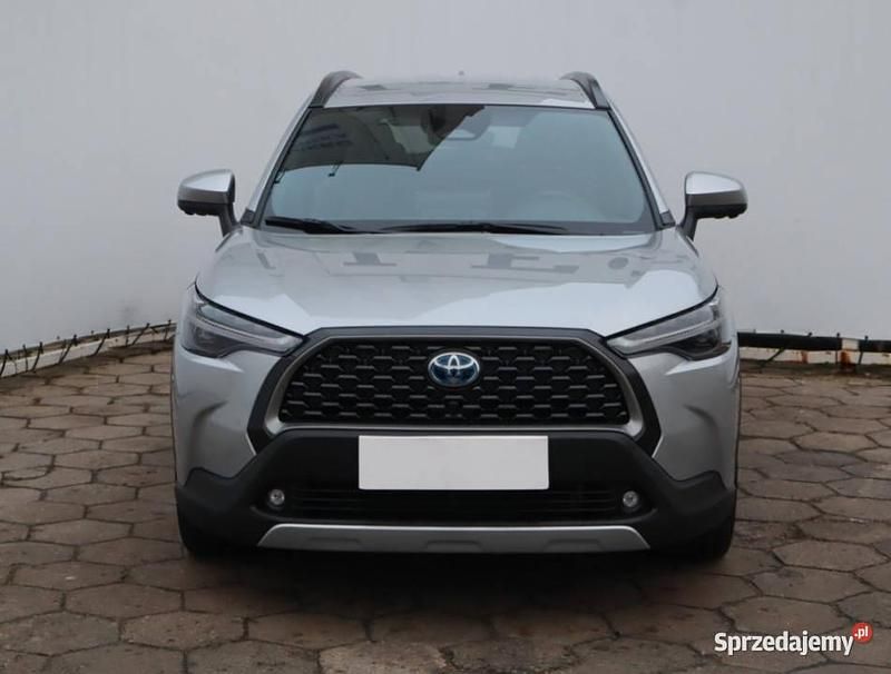 Szary Używany 2022 Toyota Corolla Cross SUV | 137 999 zł - Obraz 1/4