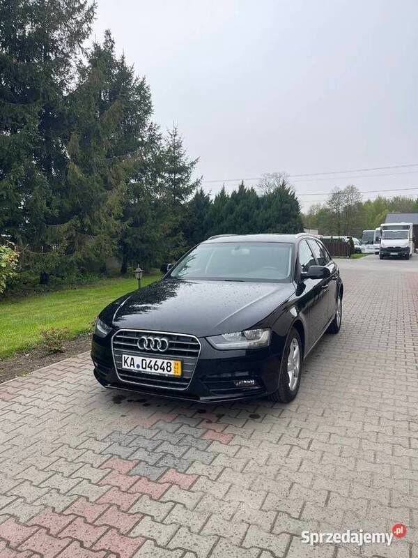 Czarny Używany 2012 Audi A4 Sedan/Limuzyna | 32 800 zł (Dobra cena) - Obraz 1/4