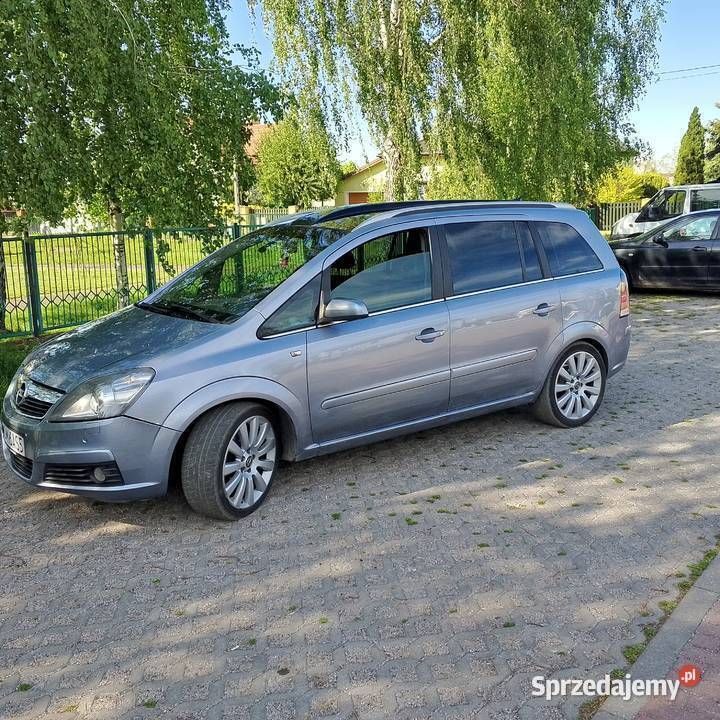 Używany 2006 Opel Zafira Minivan | 6400 zł (Uczciwa cena) - Obraz 1/4