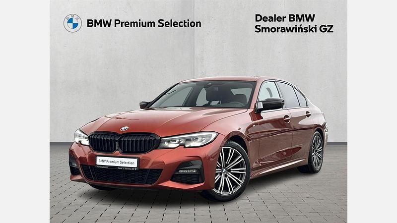 Sunset orange metallic metalizowany Używany 2021 BMW 318 Shadowline Sedan/Limuzyna | 119 700 zł (Dość drogi) - Obraz 1/3