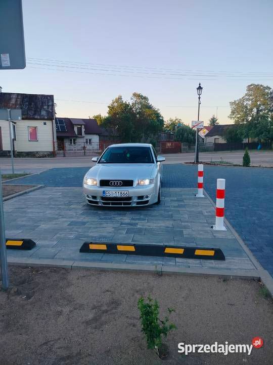 Używany Audi A4 2002 Srebrny Sedan/Limuzyna