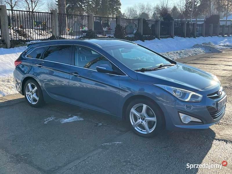 Używany Hyundai i40 2012 Niebieski Kombi